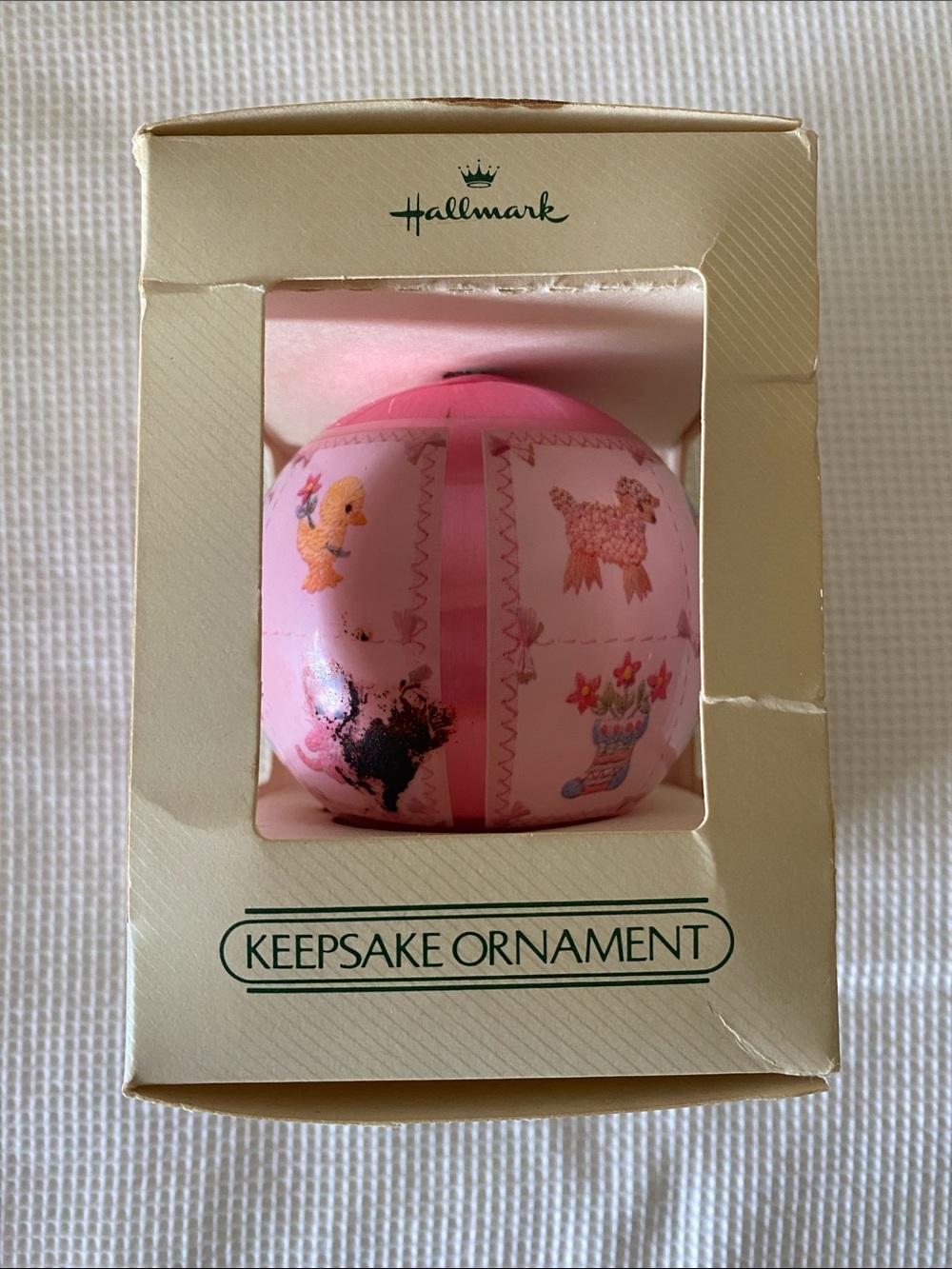 Hallmark 1982 Baby’s 1st Christmas Pink Keepsake Ornament OS - Picture 5 of 10